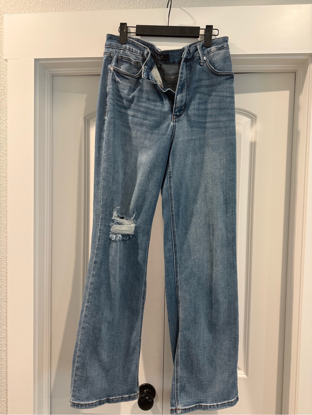 Judy Blue Light Blue Distressed Wide-Leg Jeans
